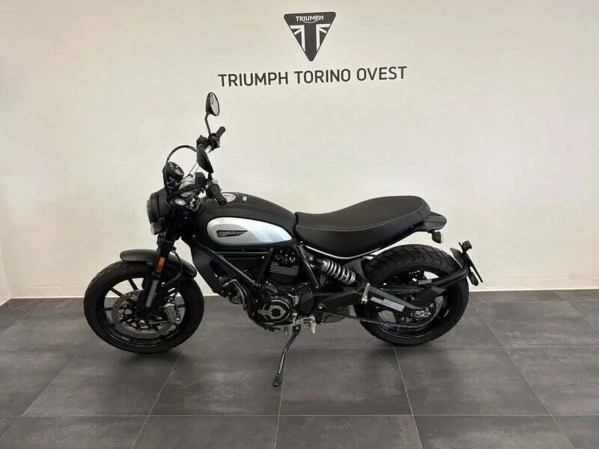 Ducati Scrambler 800 Icon Dark (2021 - 22) (2)