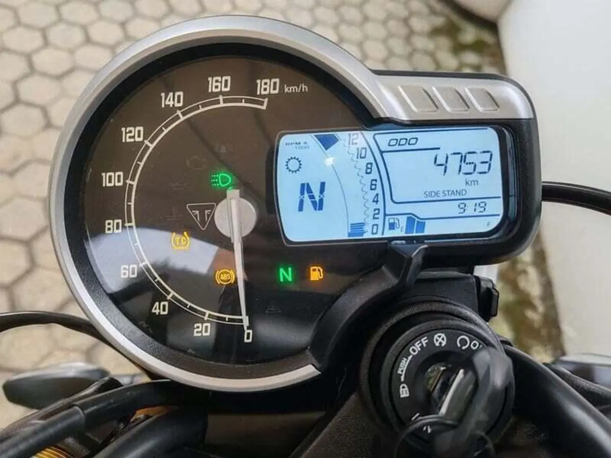Triumph Speed 400 (2024 - 26) (5)