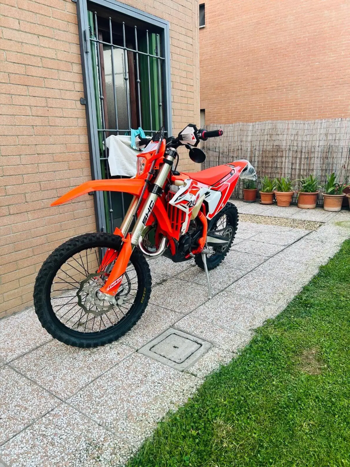 Betamotor RR X-PRO 125 2T Enduro (2025) (2)