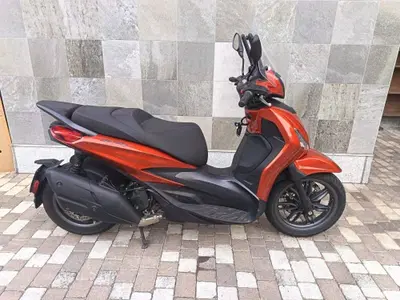 Piaggio Beverly 400 ABS-ASR (2021 - 24) usata