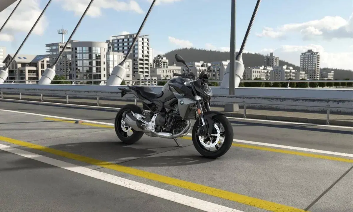 Bmw F 900 R (2025 - 27) (2)