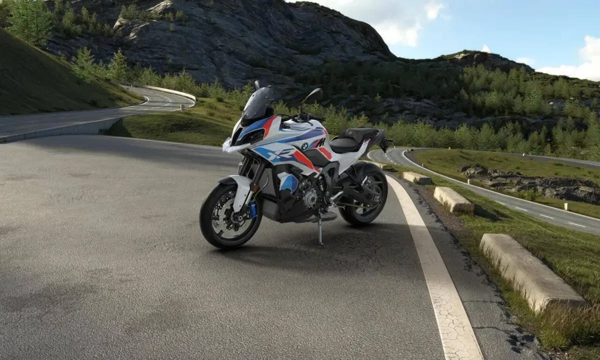Bmw M 1000 XR (2024 - 27) (4)