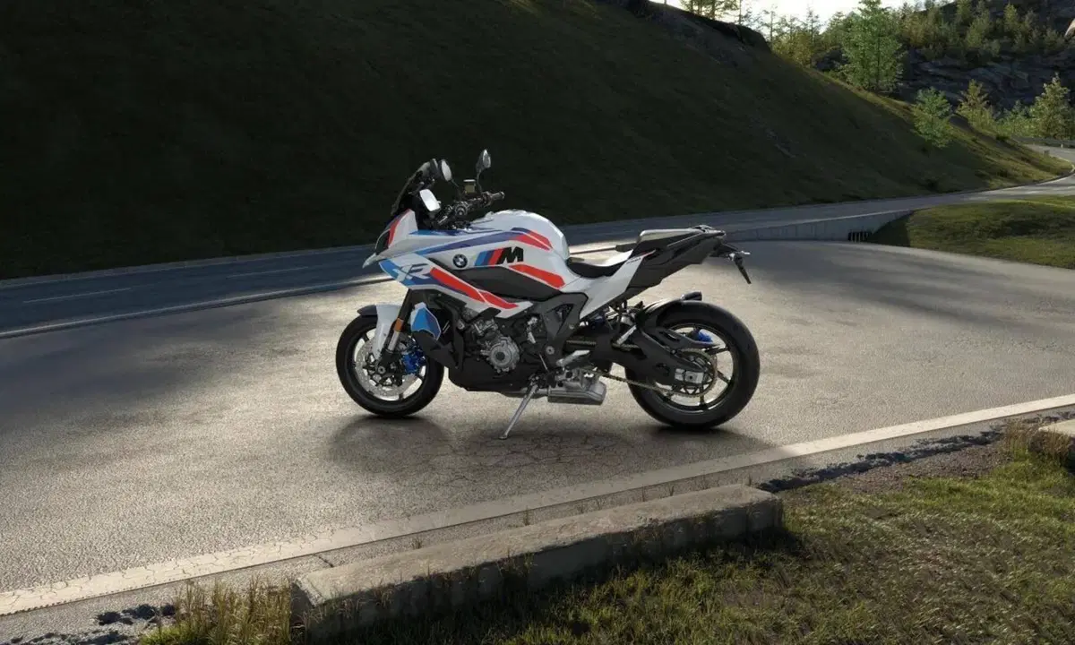Bmw M 1000 XR (2024 - 27) (5)