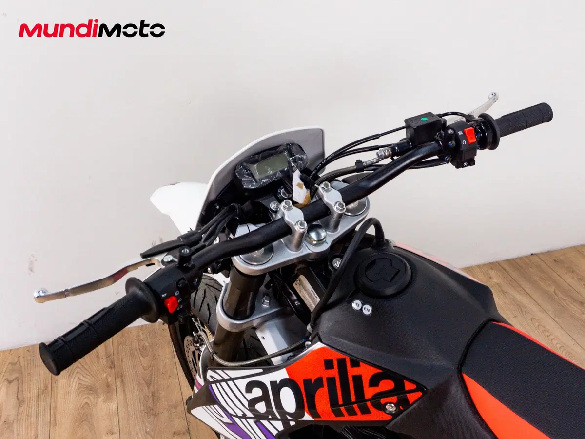 Aprilia SX 125 (2025 - 26) (11)