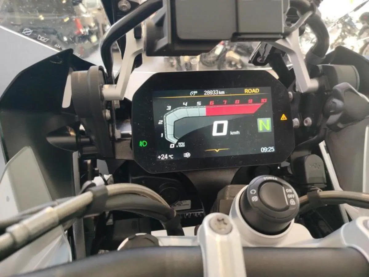 Bmw R 1250 GS Adventure (2021 - 24) (13)