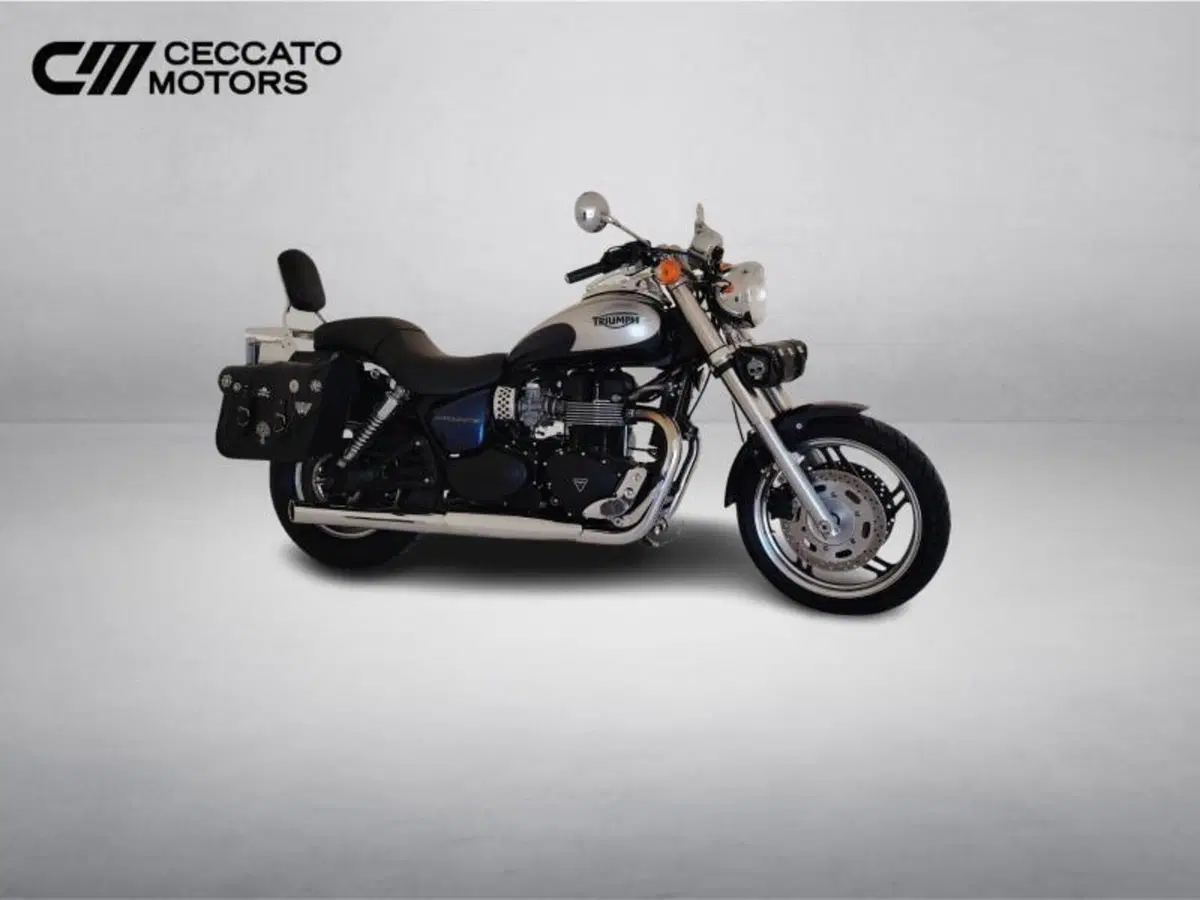 Triumph Speedmaster 865 (2005 - 10) (3)