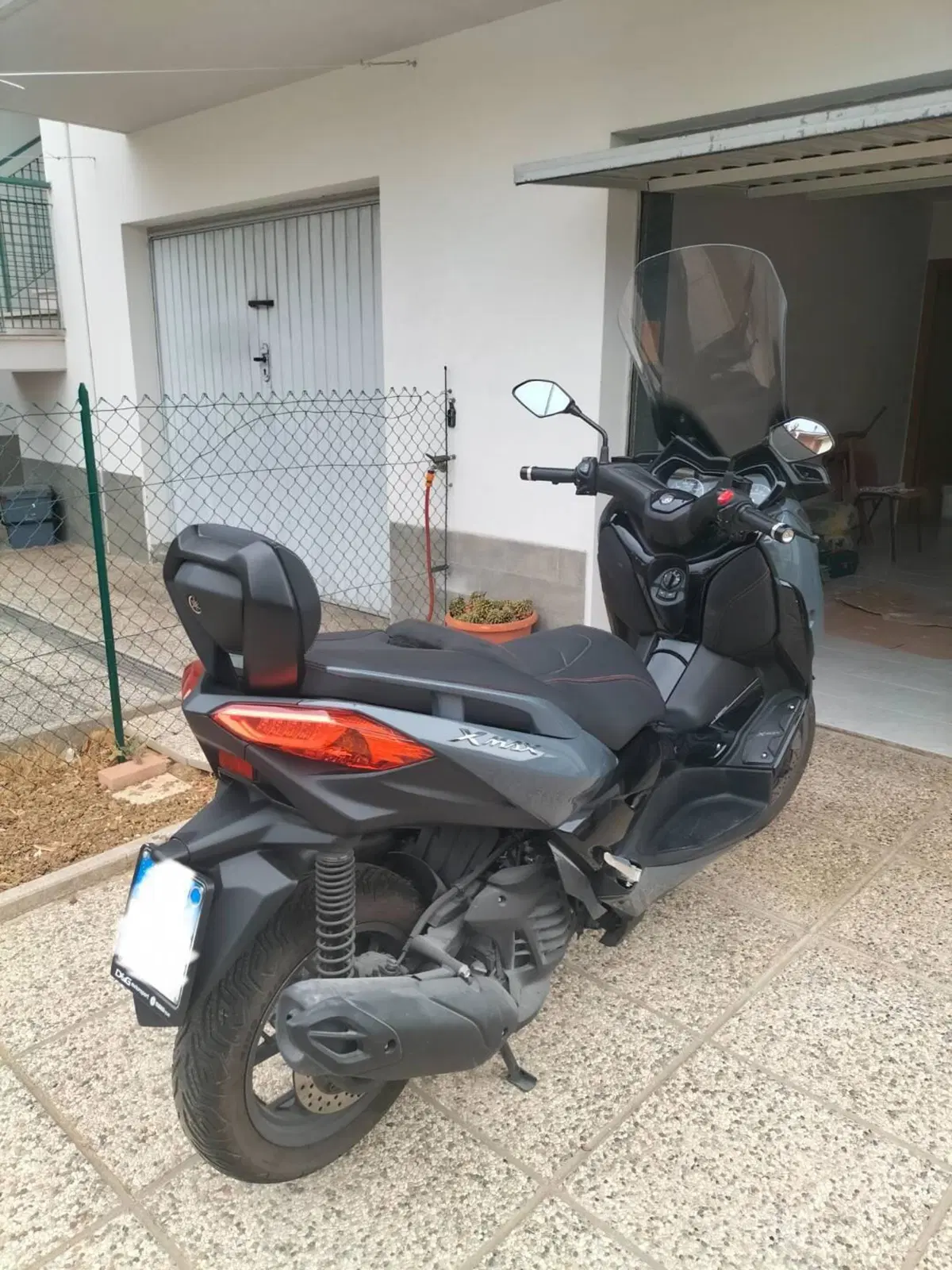 Yamaha X-Max 125 Tech Max (2021 - 24) (3)