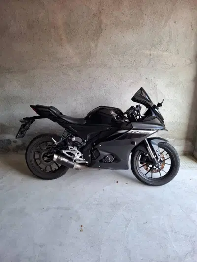 Yamaha YZF R125 (2023 - 26) usata