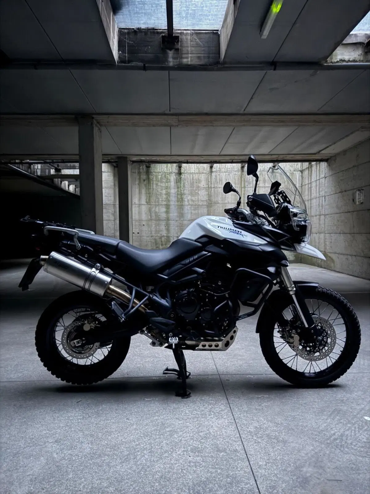 Triumph Tiger 800 XC (2011 - 12) (4)