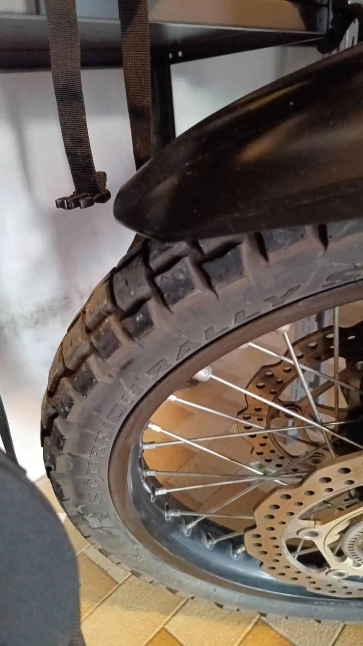 Honda Africa Twin CRF 1000L (2016 - 17) (6)