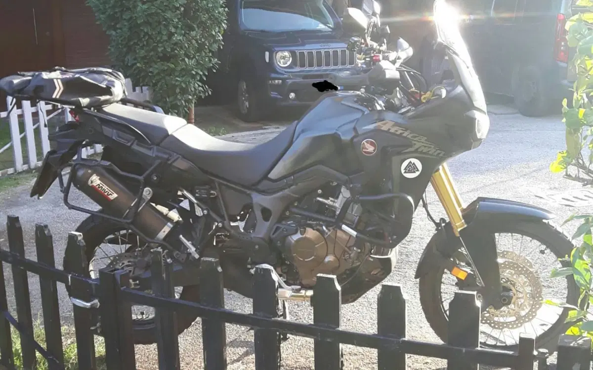 Honda Africa Twin CRF 1000L (2016 - 17) (2)