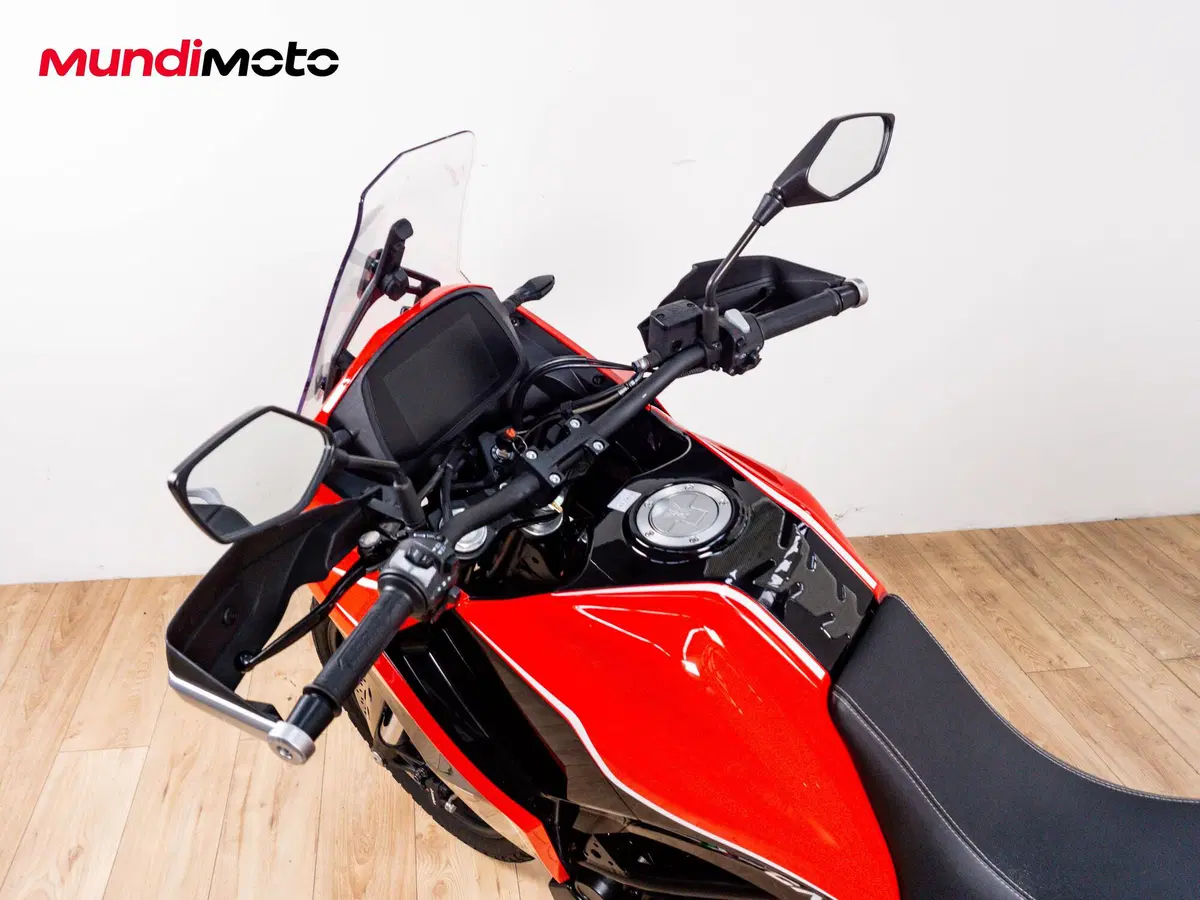Moto Morini X-Cape 650 (2021 - 26) (11)