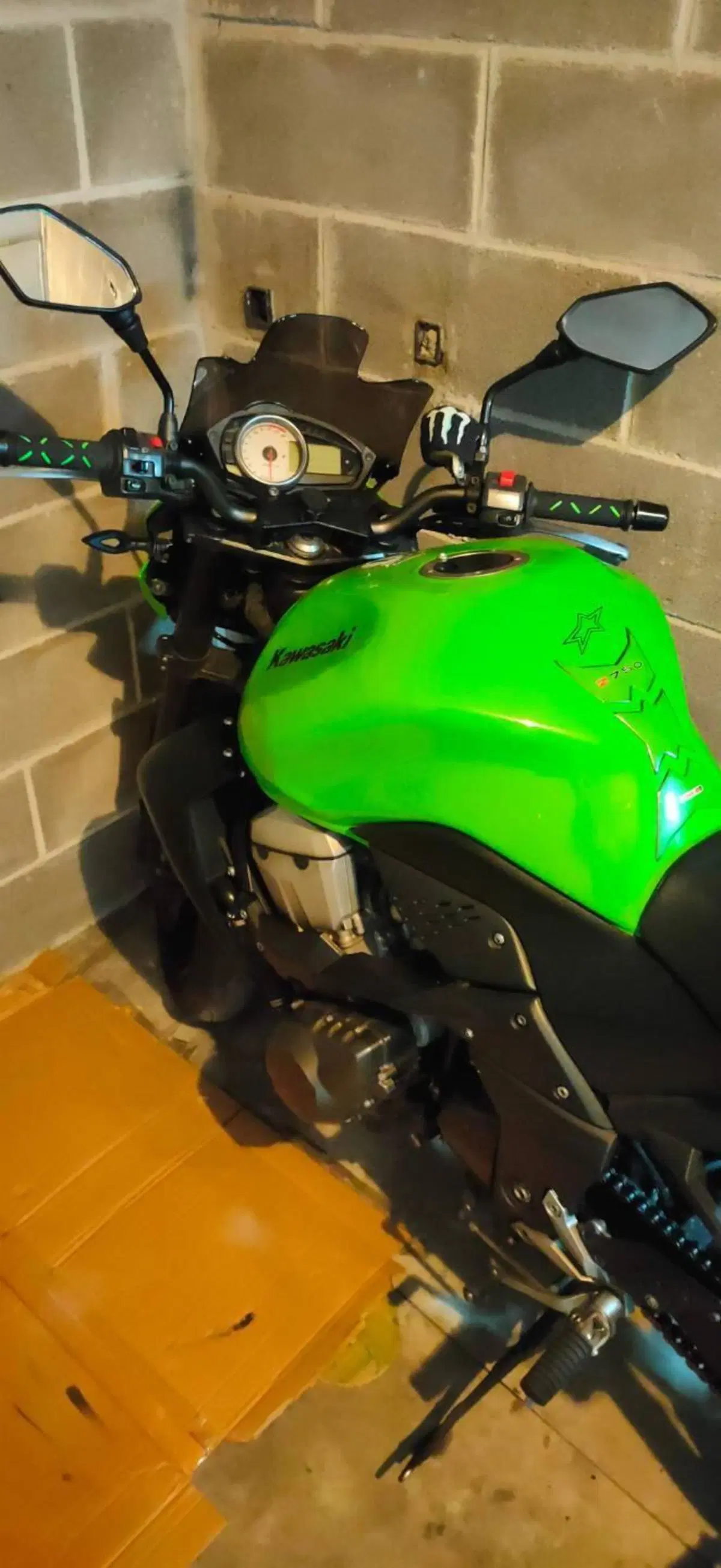 Kawasaki Z 750 (2007 - 14) (3)