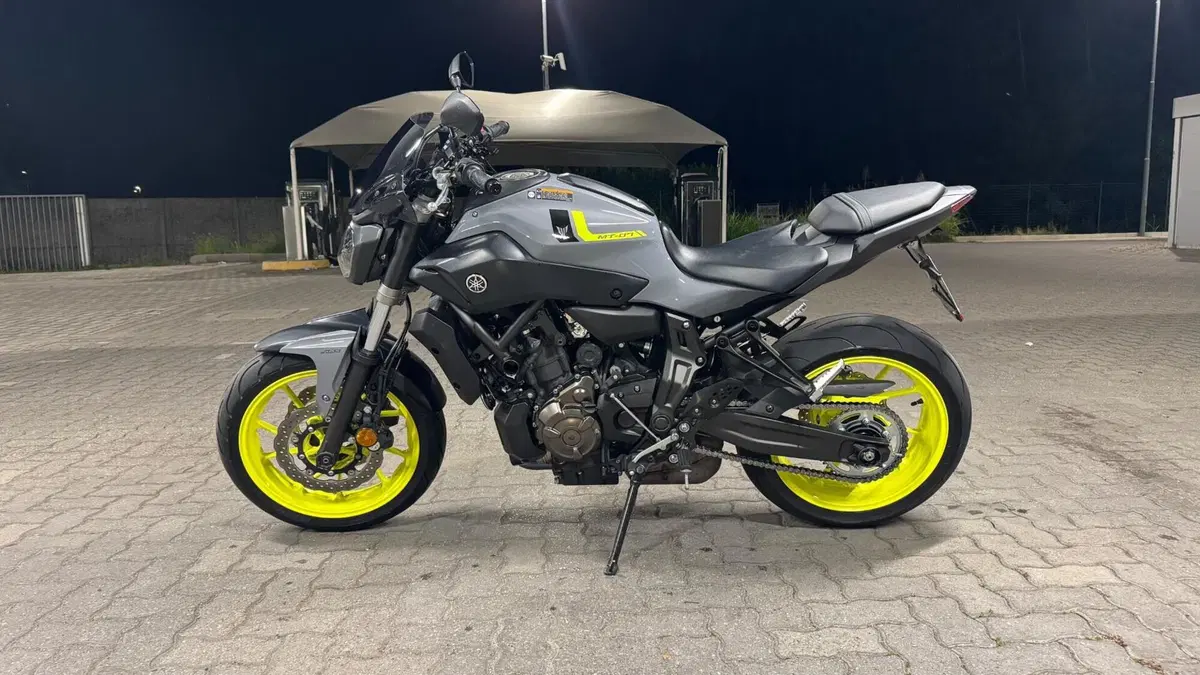 Yamaha MT-07 (2017 - 18) (6)
