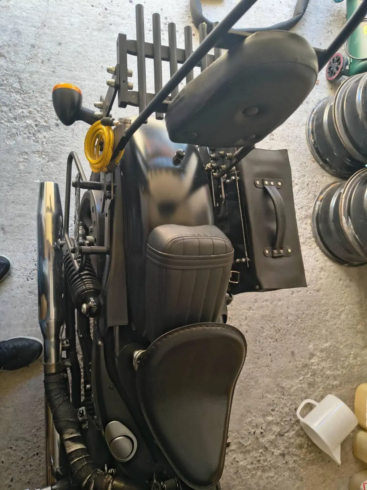 Harley-Davidson 883 Iron (2009 - 11) - XL 883N (9)