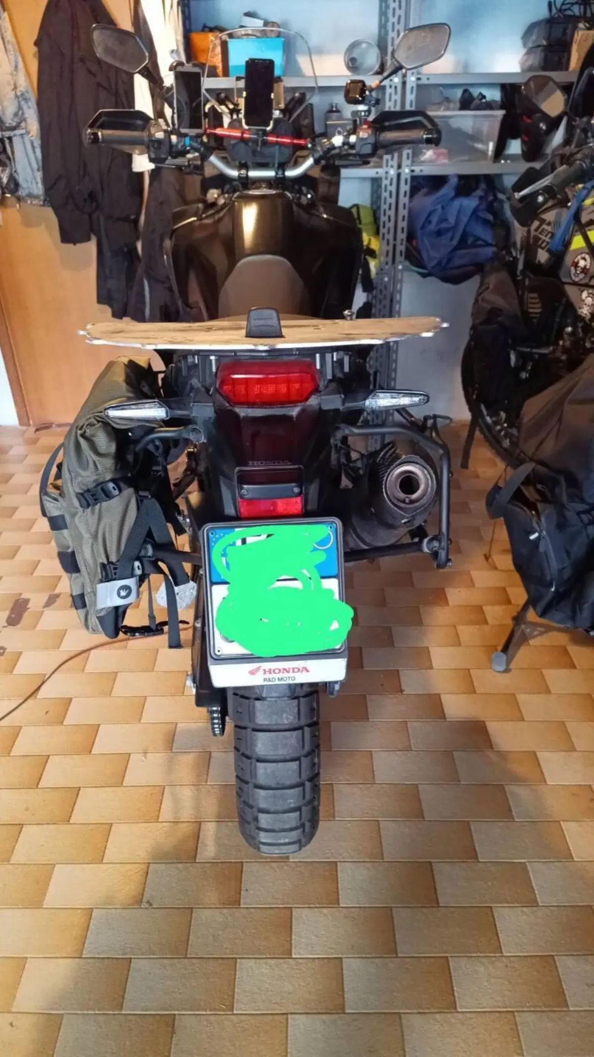 Honda Africa Twin CRF 1000L (2016 - 17) (15)