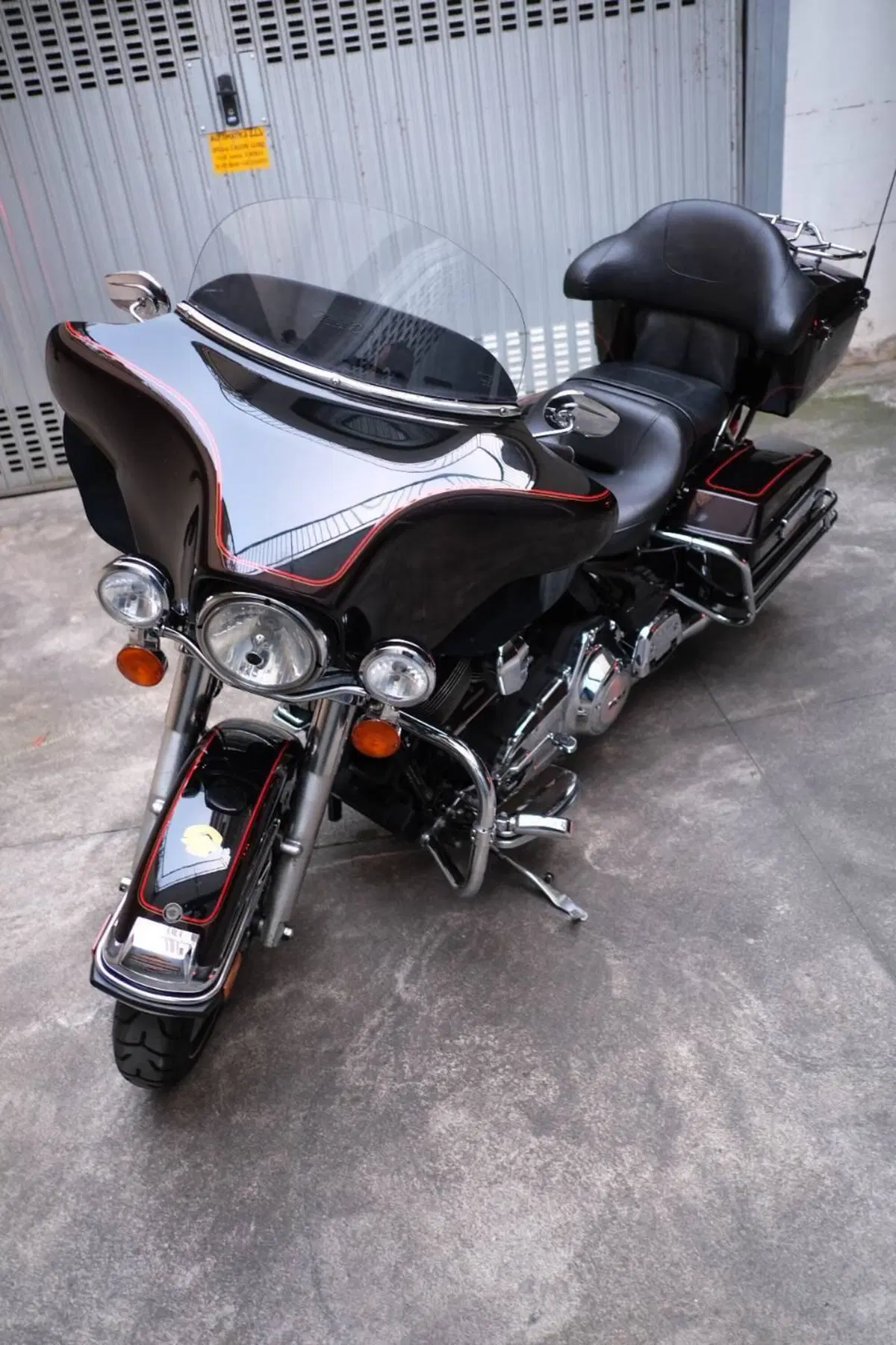 Harley-Davidson 1690 Electra Glide Classic (2010 - 12) - FLHTC (5)