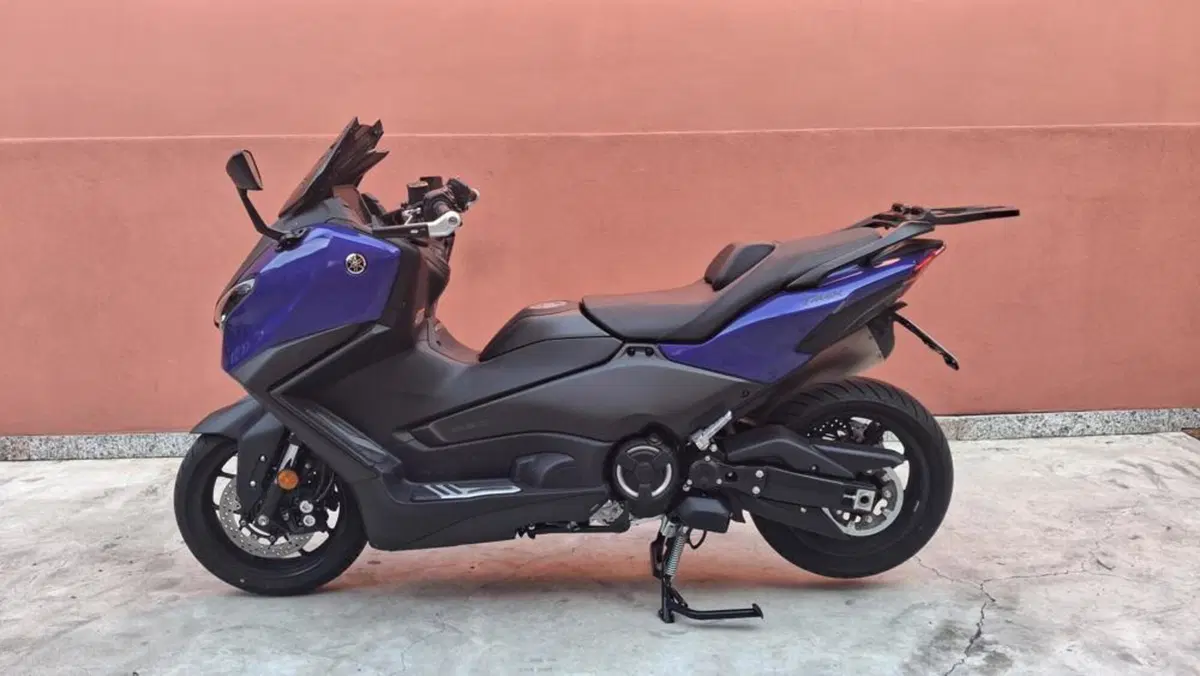Yamaha T-Max 560 (2025 - 26) (2)