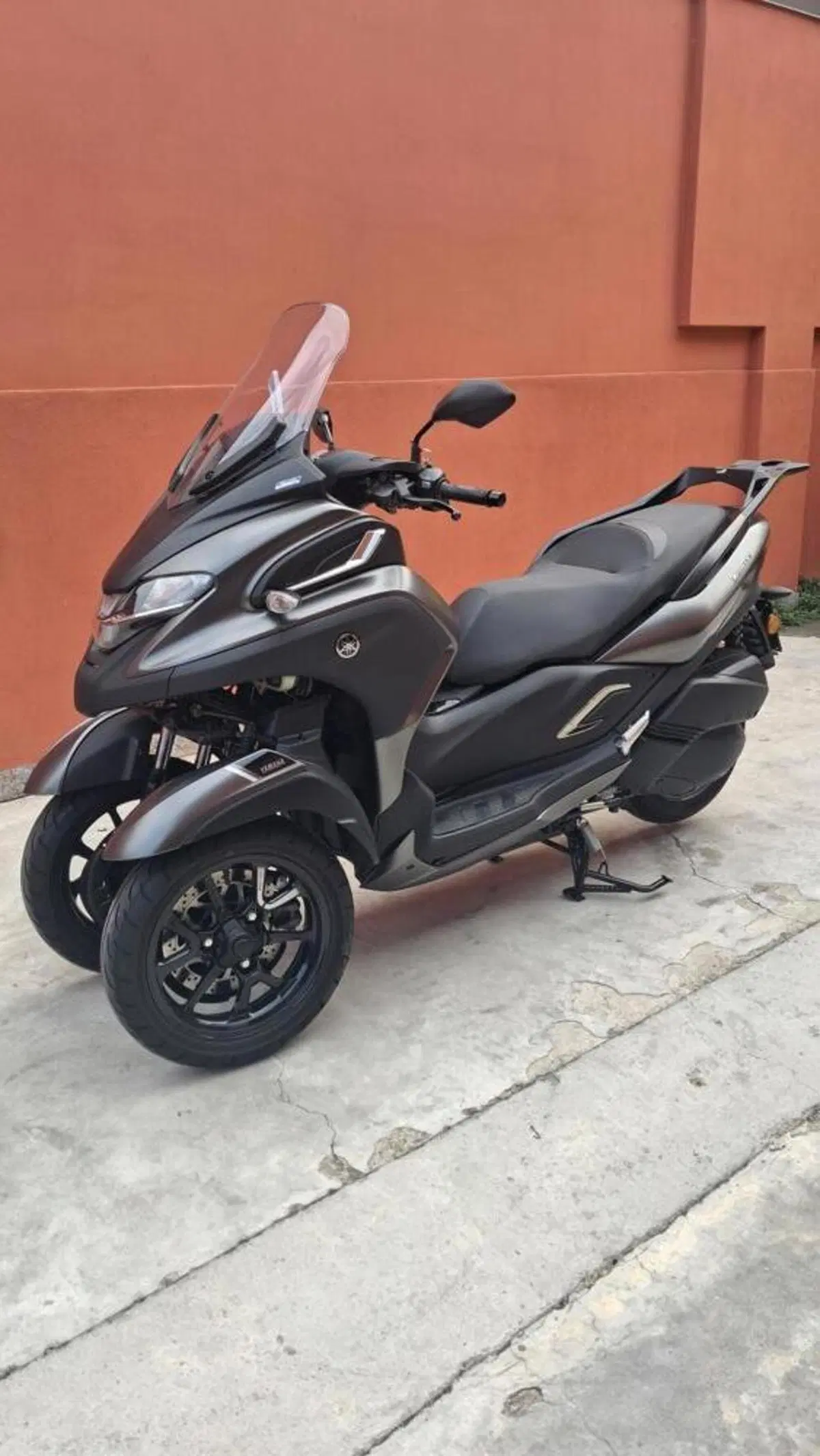 Yamaha Tricity 300 (2021 - 24) (4)