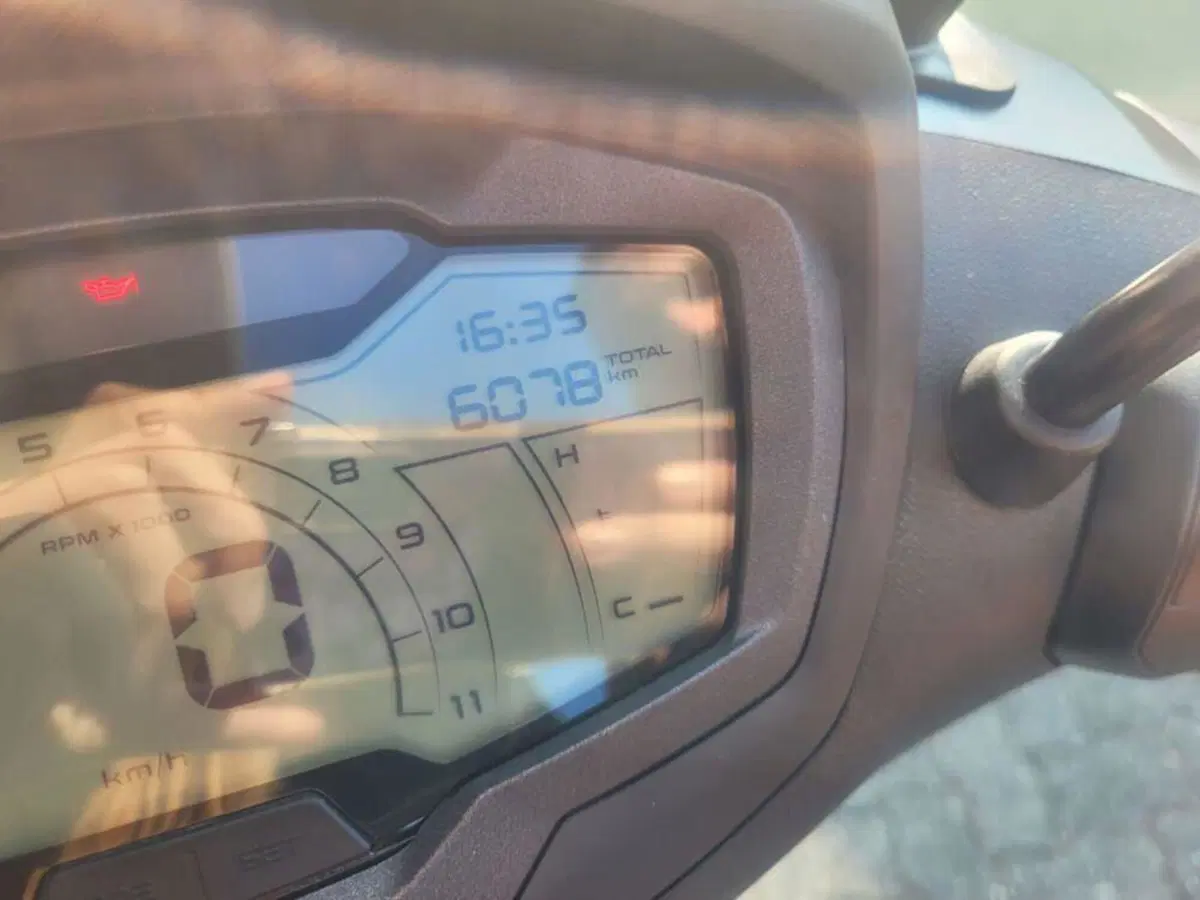 Piaggio Beverly 310 S (2025 - 26) (4)