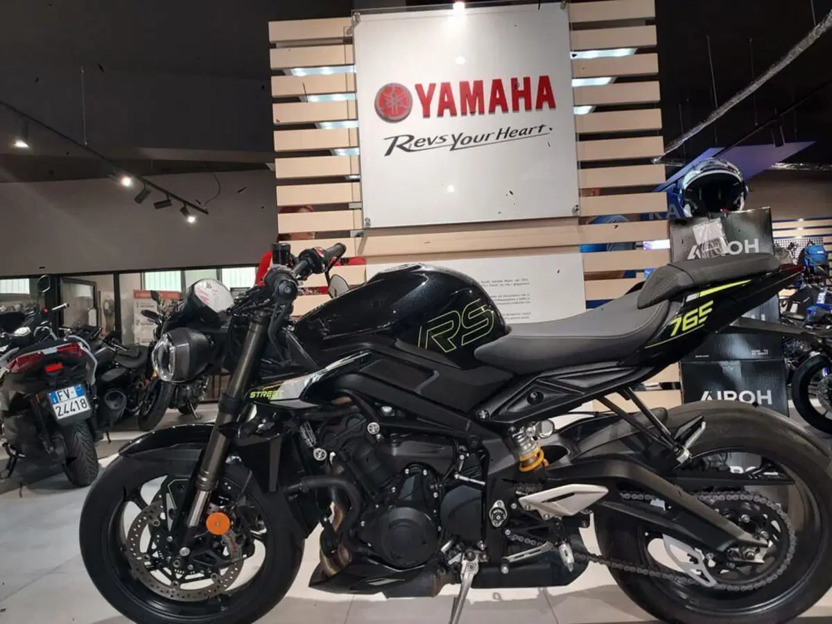 Triumph Street Triple 765 RS (2023 - 26)
