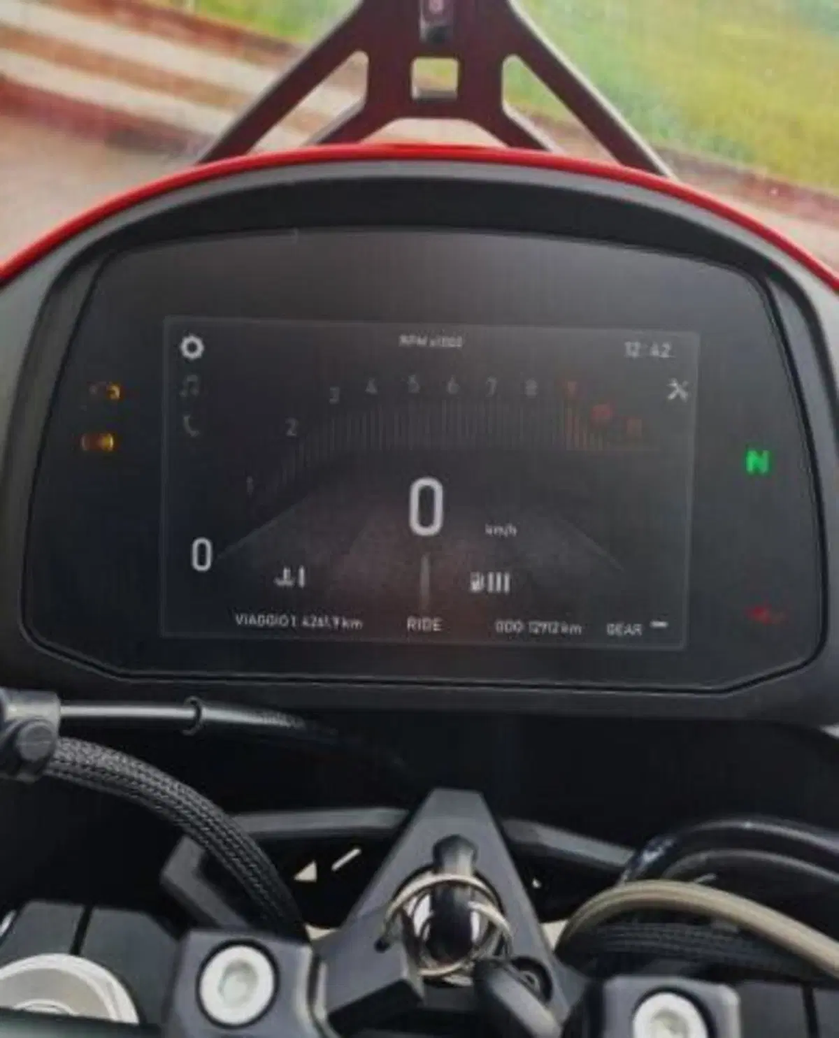 Moto Morini X-Cape 650 Gold Wheels Edition (2022 - 26) (7)