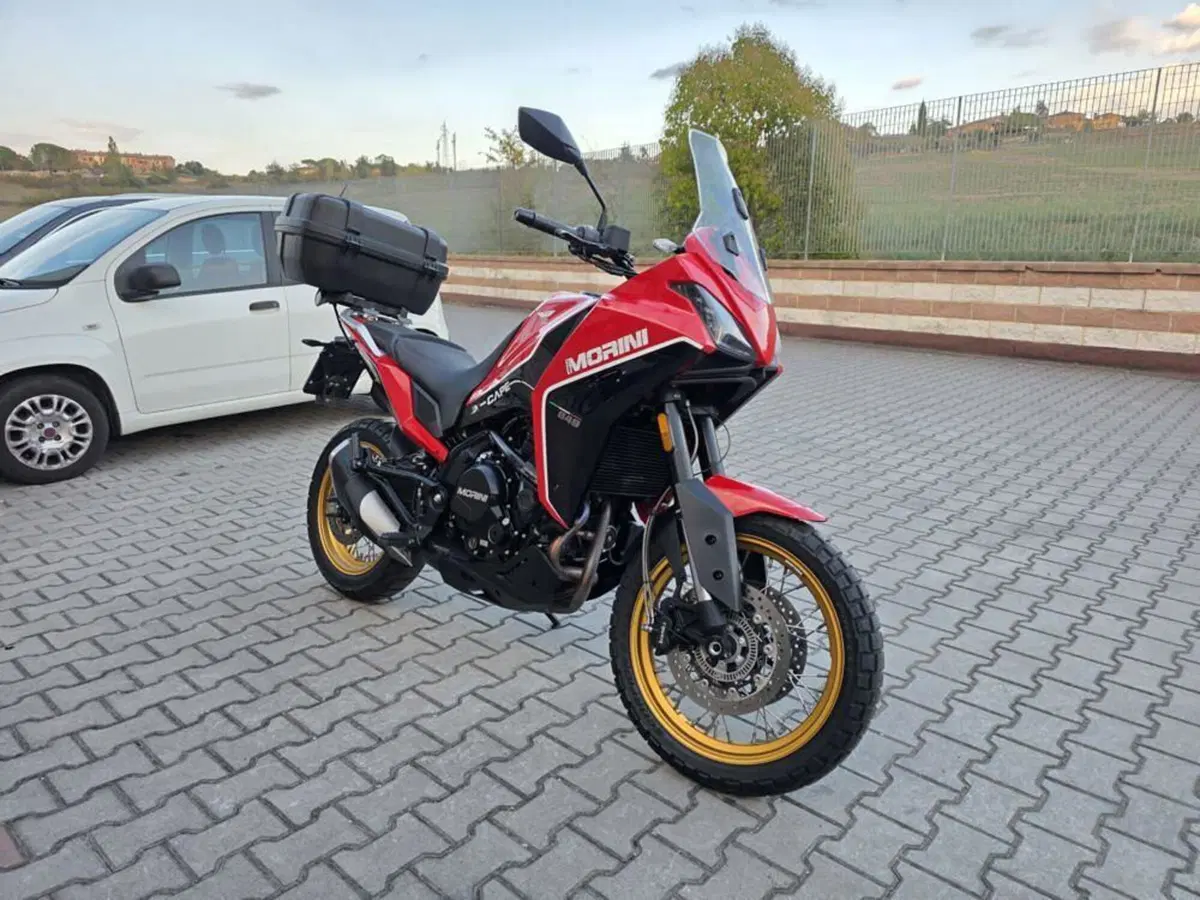 Moto Morini X-Cape 650 Gold Wheels Edition (2022 - 26) (2)