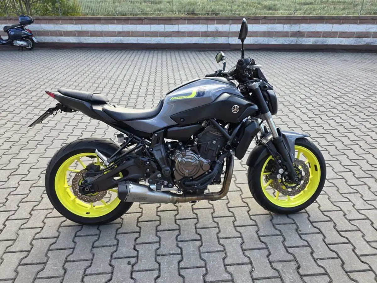 Yamaha MT-07 (2017 - 18) (3)