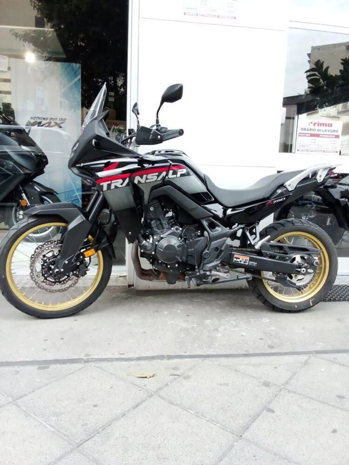 Honda Transalp XL750 (2025)