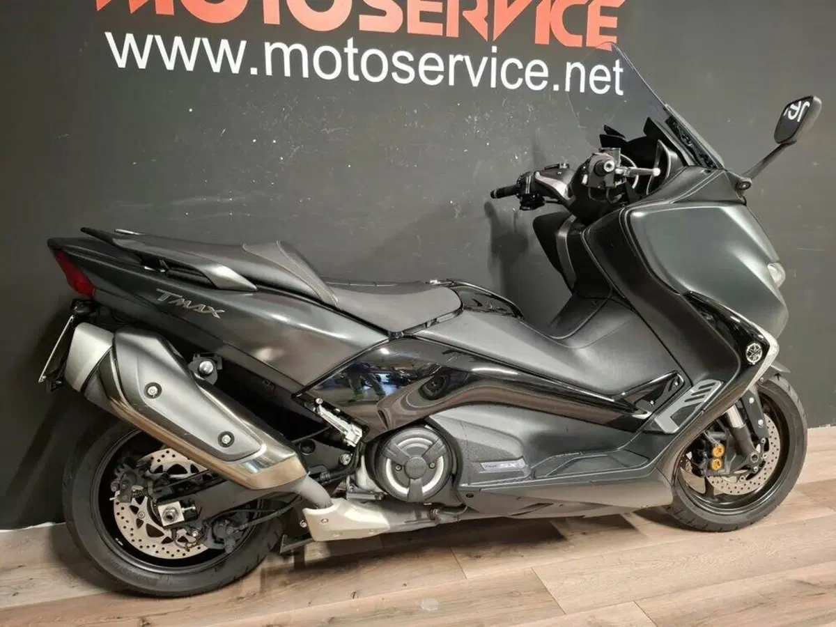 Yamaha T-Max 530 SX (2017 - 19) (5)