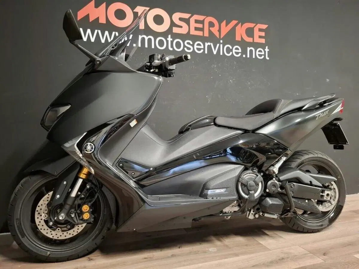 Yamaha T-Max 530 SX (2017 - 19) (2)