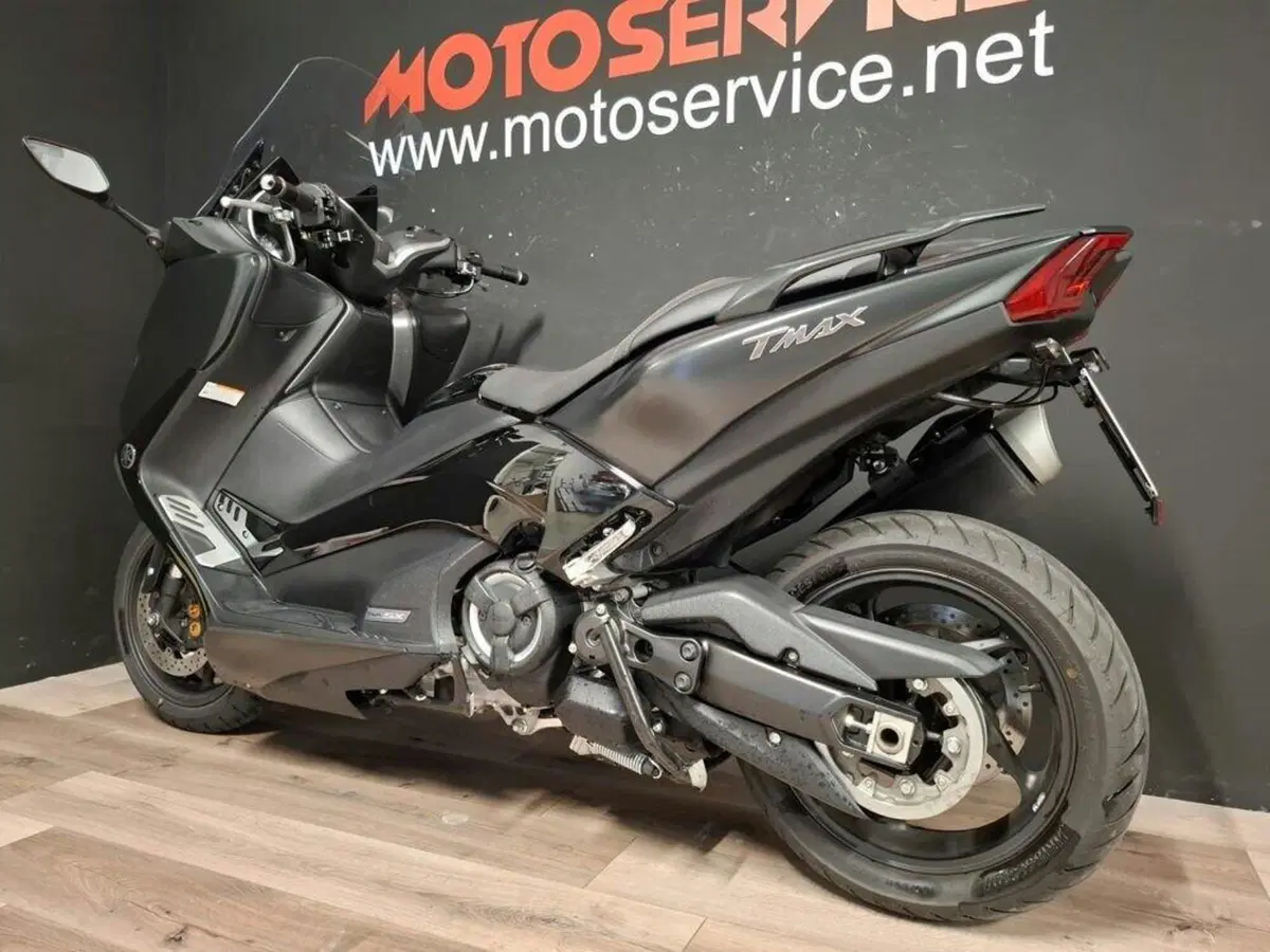 Yamaha T-Max 530 SX (2017 - 19) (3)