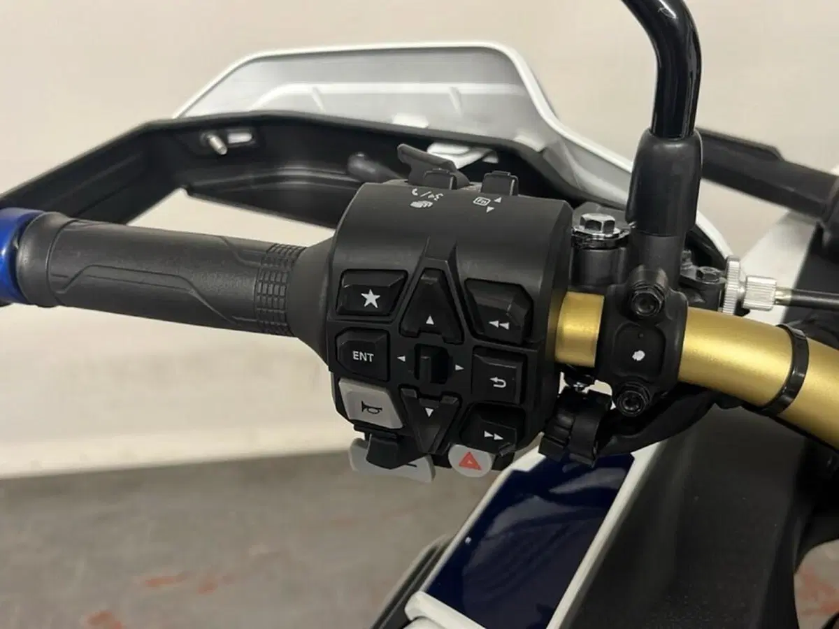 Honda Africa Twin CRF 1100L Adventure Sports Travel Edition (2024 - 26) (9)