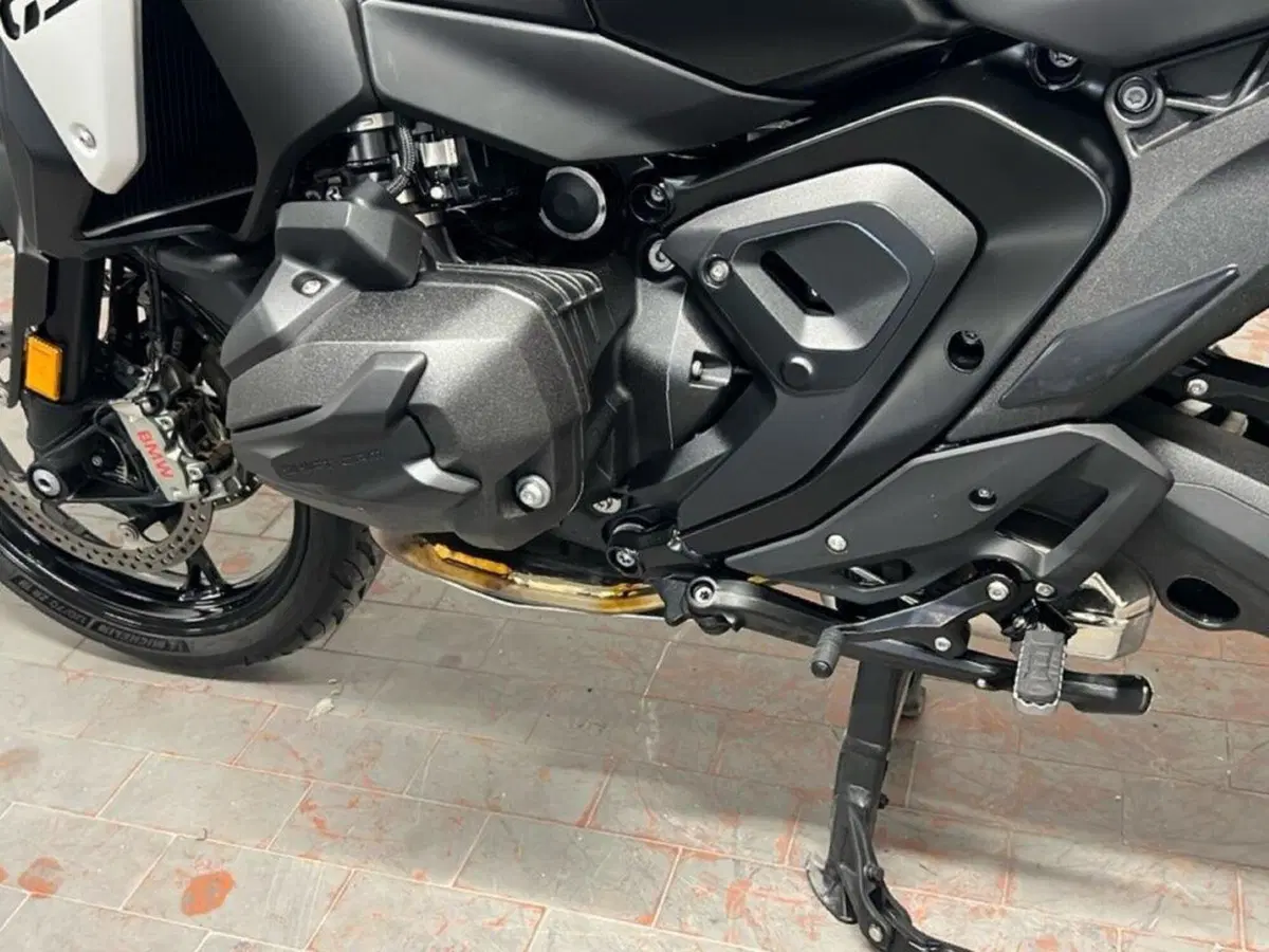 Bmw R 1300 GS Triple Black (2023 - 26) (12)
