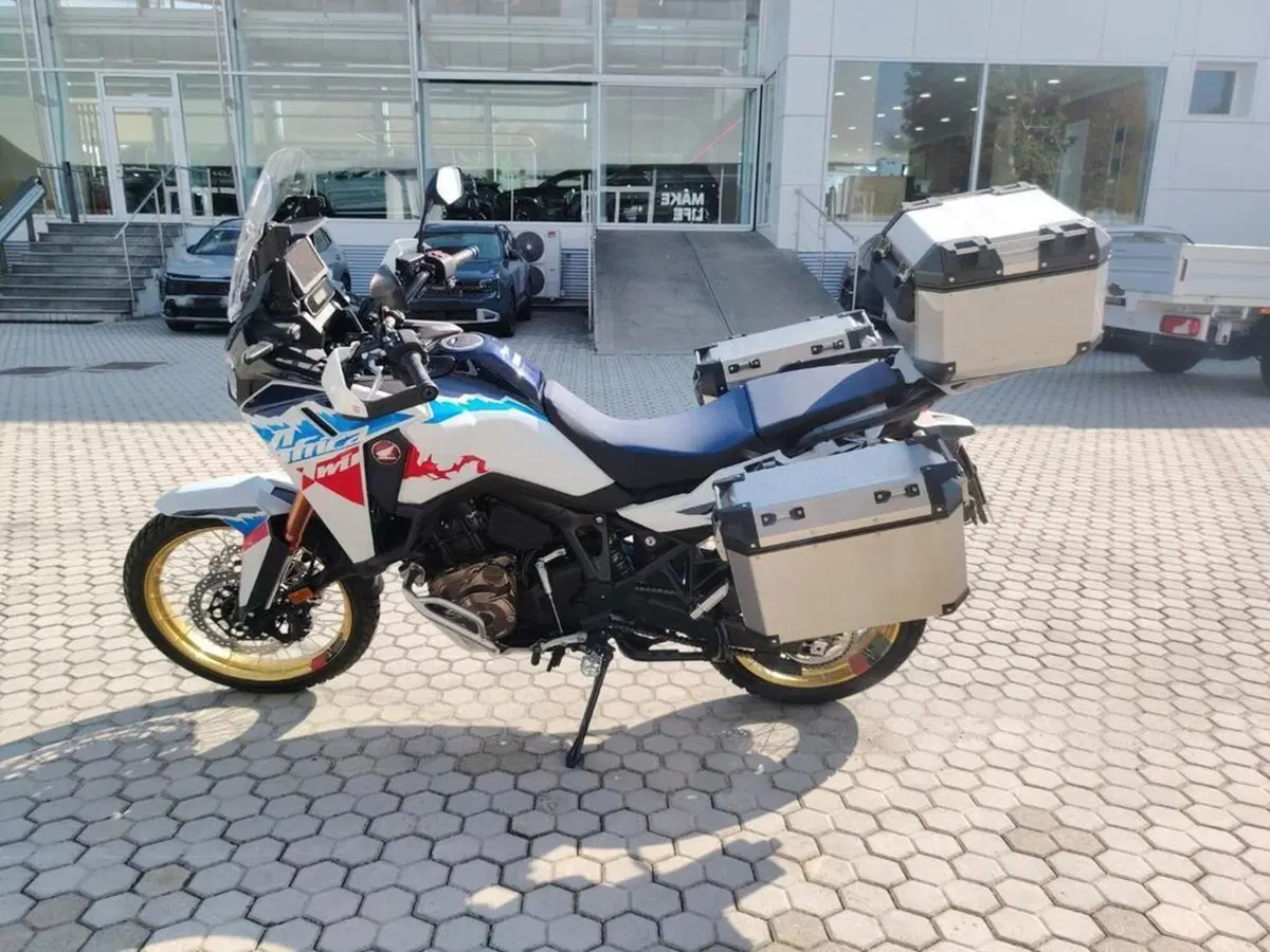 Honda Africa Twin CRF 1100L Adventure Sports Travel Edition (2024 - 26) (4)