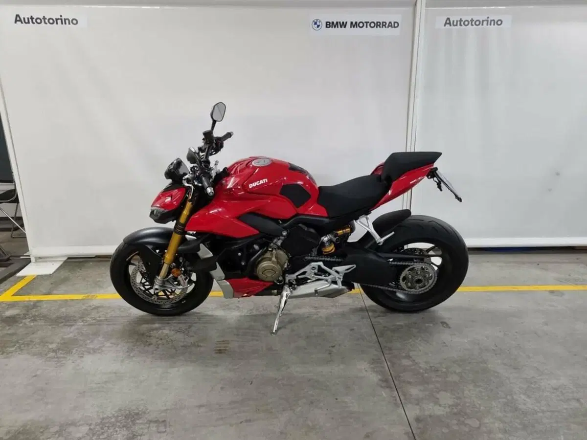 Ducati Streetfighter V4 1100 S (2020) (13)