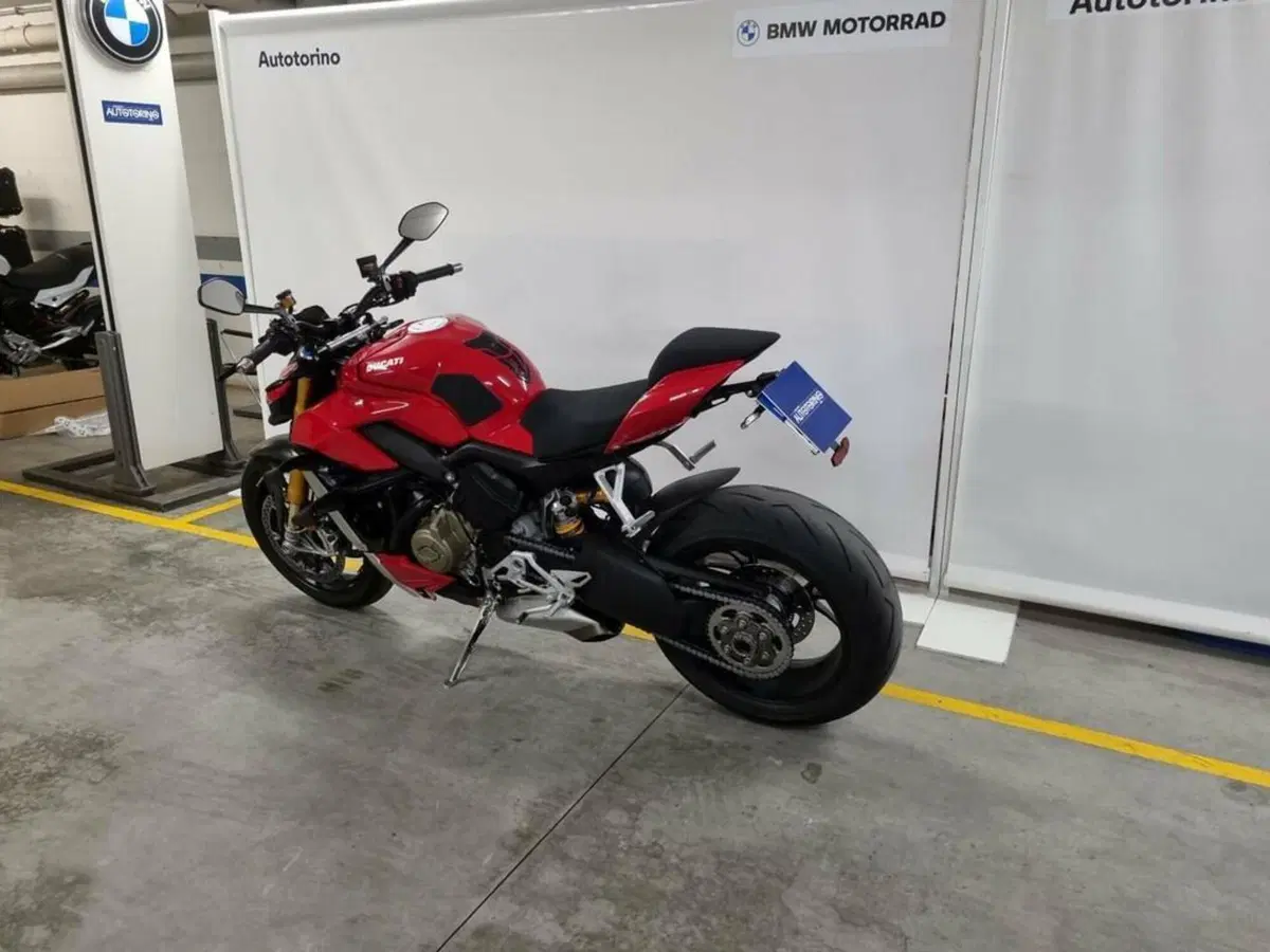 Ducati Streetfighter V4 1100 S (2020) (11)