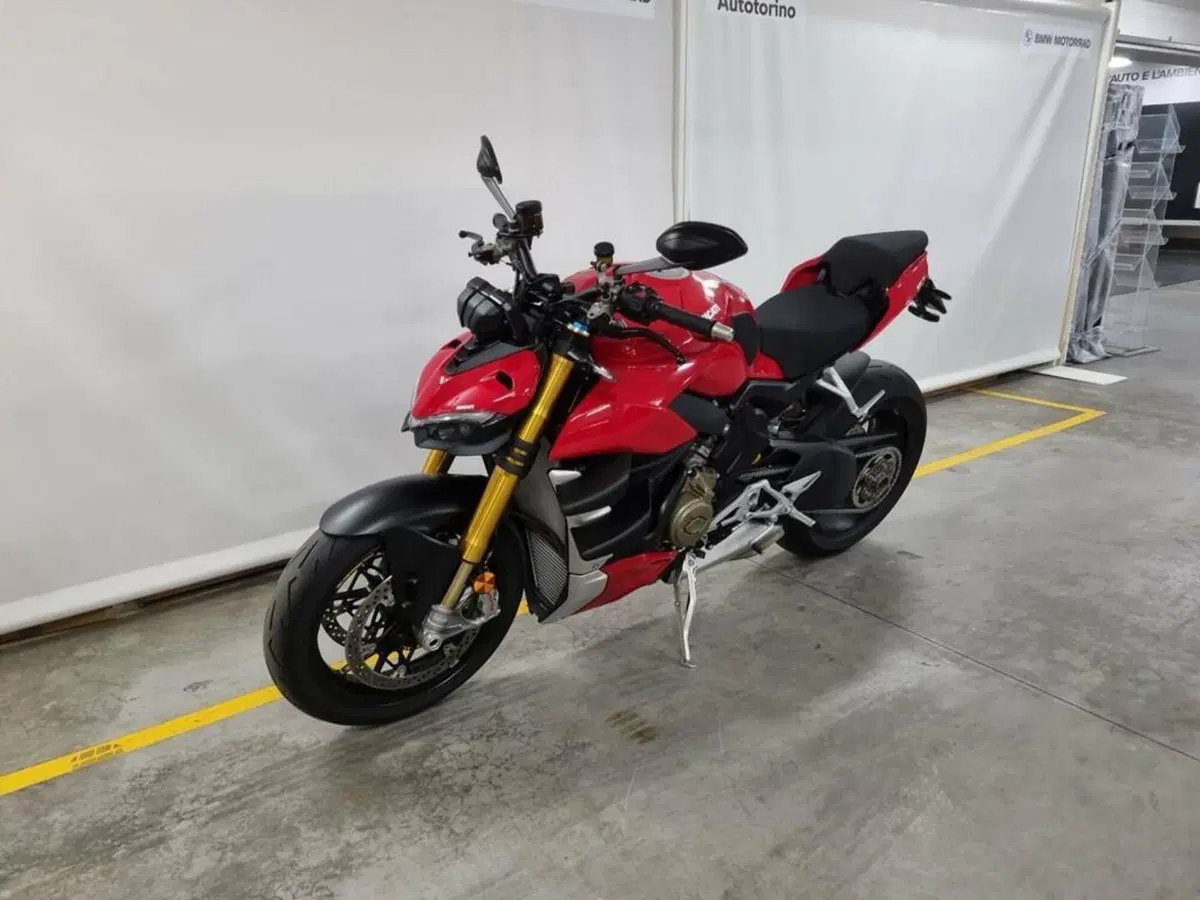 Ducati Streetfighter V4 1100 S (2020) (2)