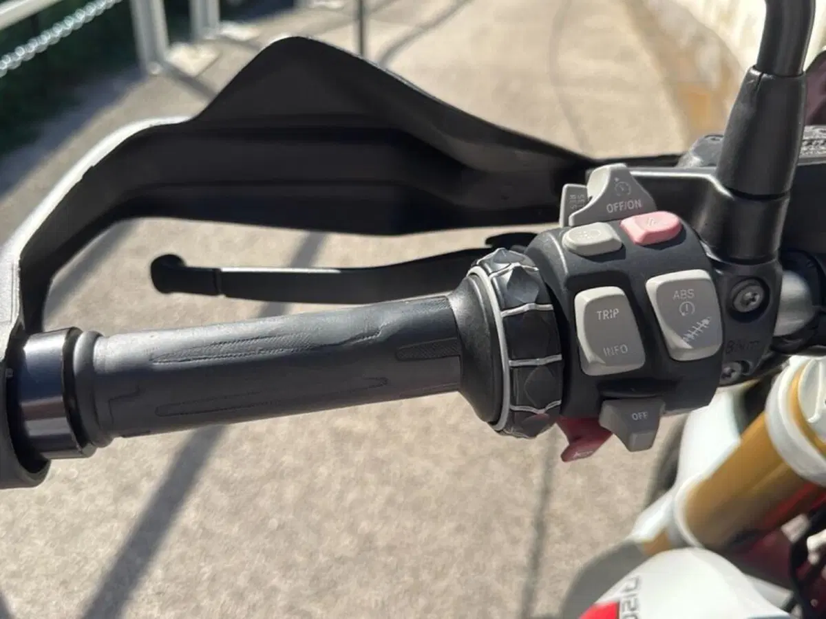 Bmw R 1200 R (2015 - 16) (8)