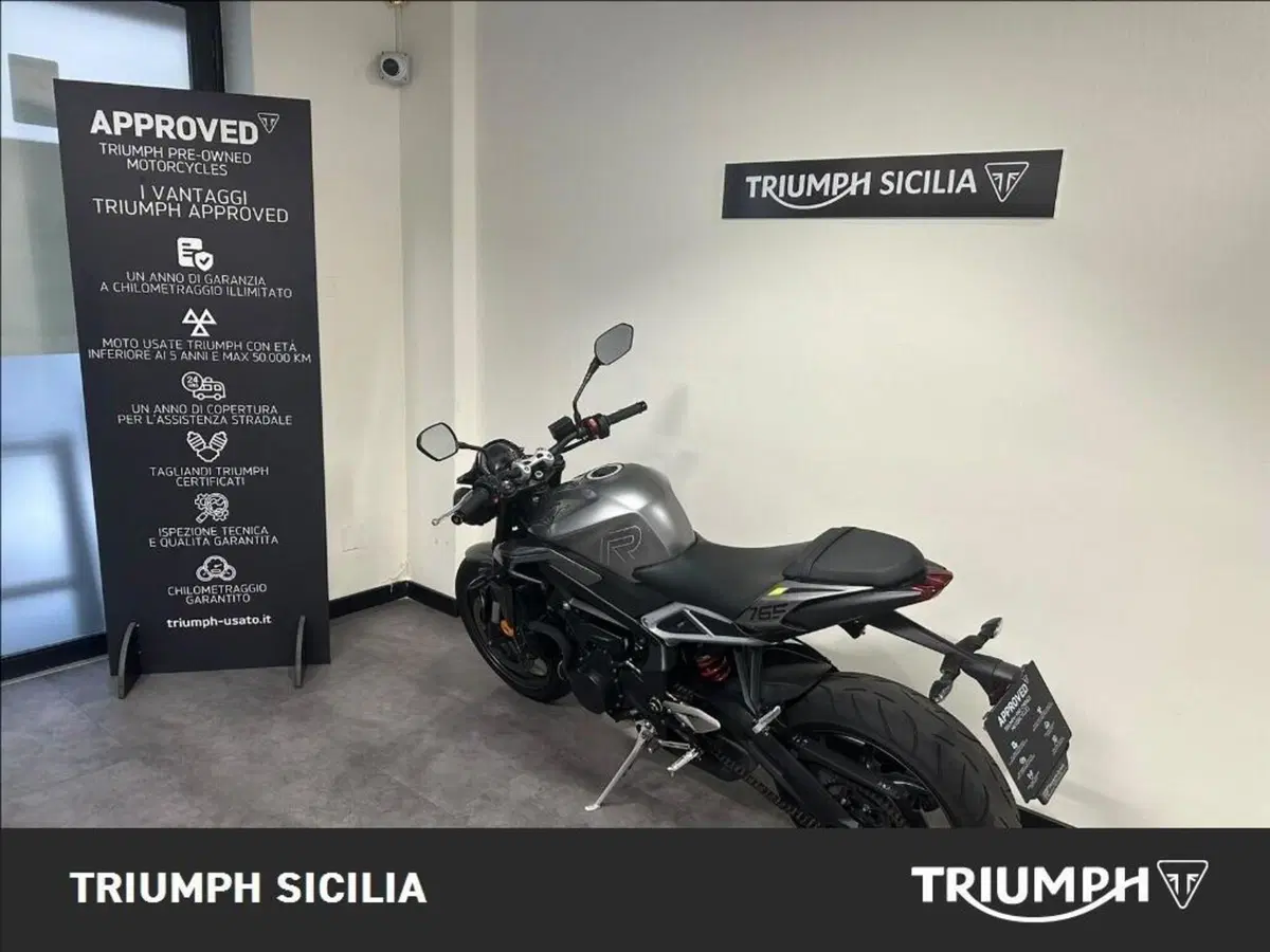 Triumph Street Triple 765 R (2023 - 26) (5)