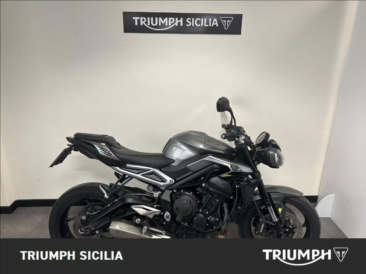 Triumph Street Triple 765 R (2023 - 26)