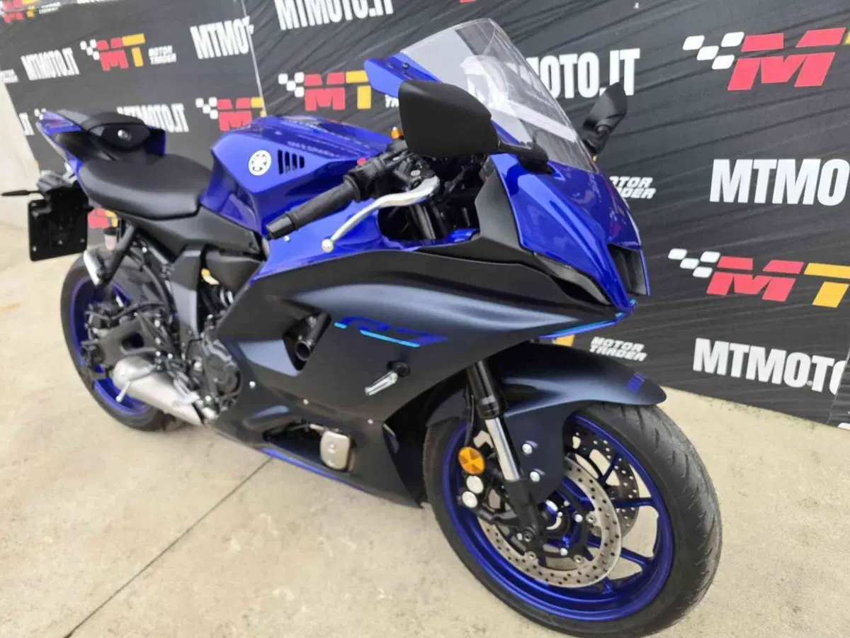 Yamaha YZF R7 (2021 - 25) (4)