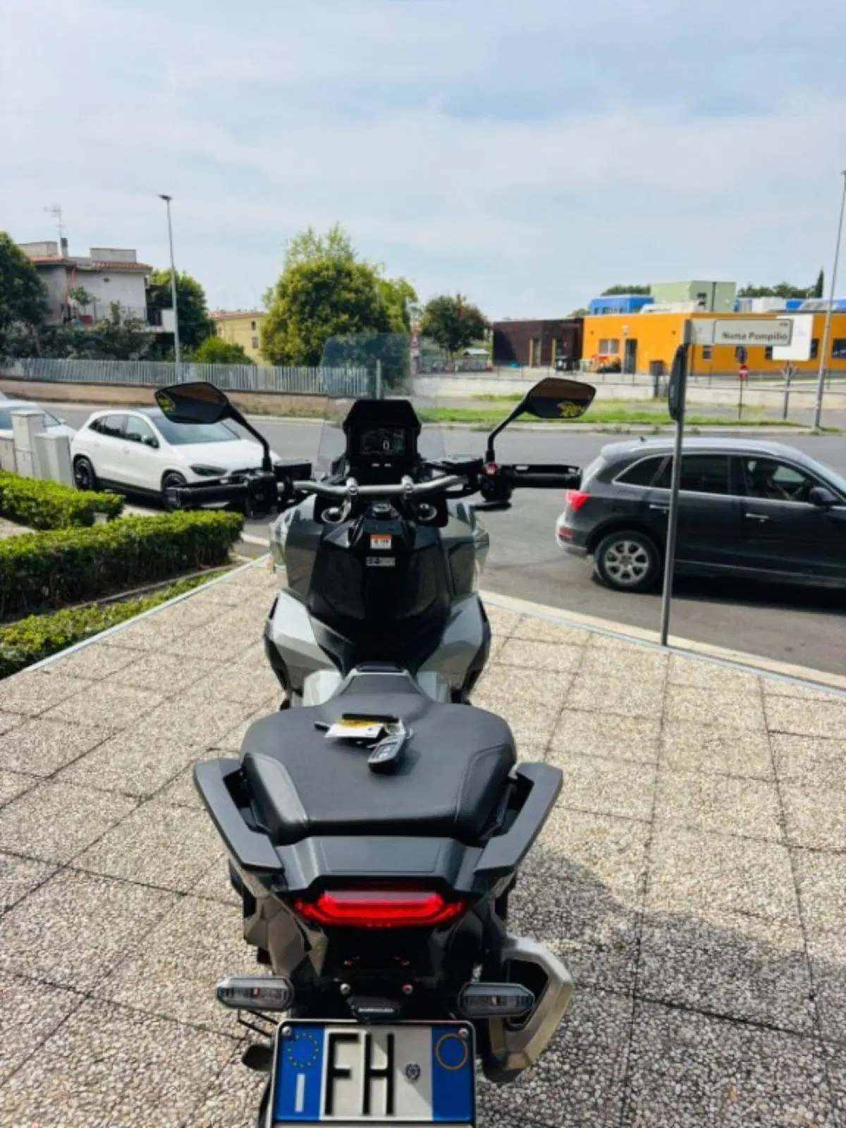 Honda X-ADV 750 DCT (2021 - 24) (4)