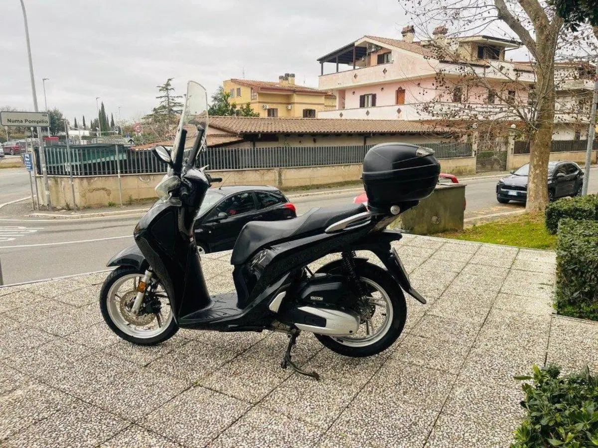 Honda SH 150i (2017 - 19) (12)