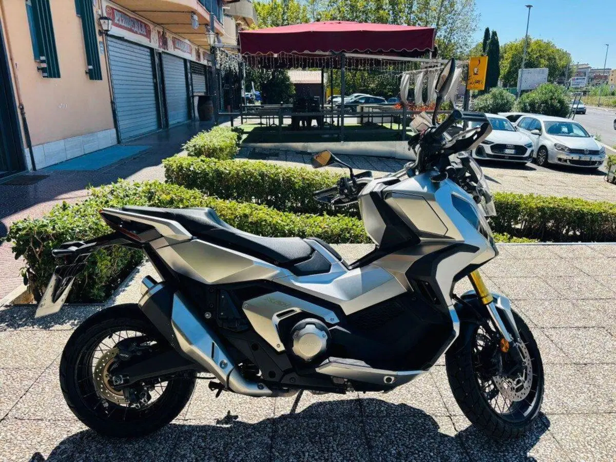 Honda X-ADV 750 DCT (2021 - 24) (3)