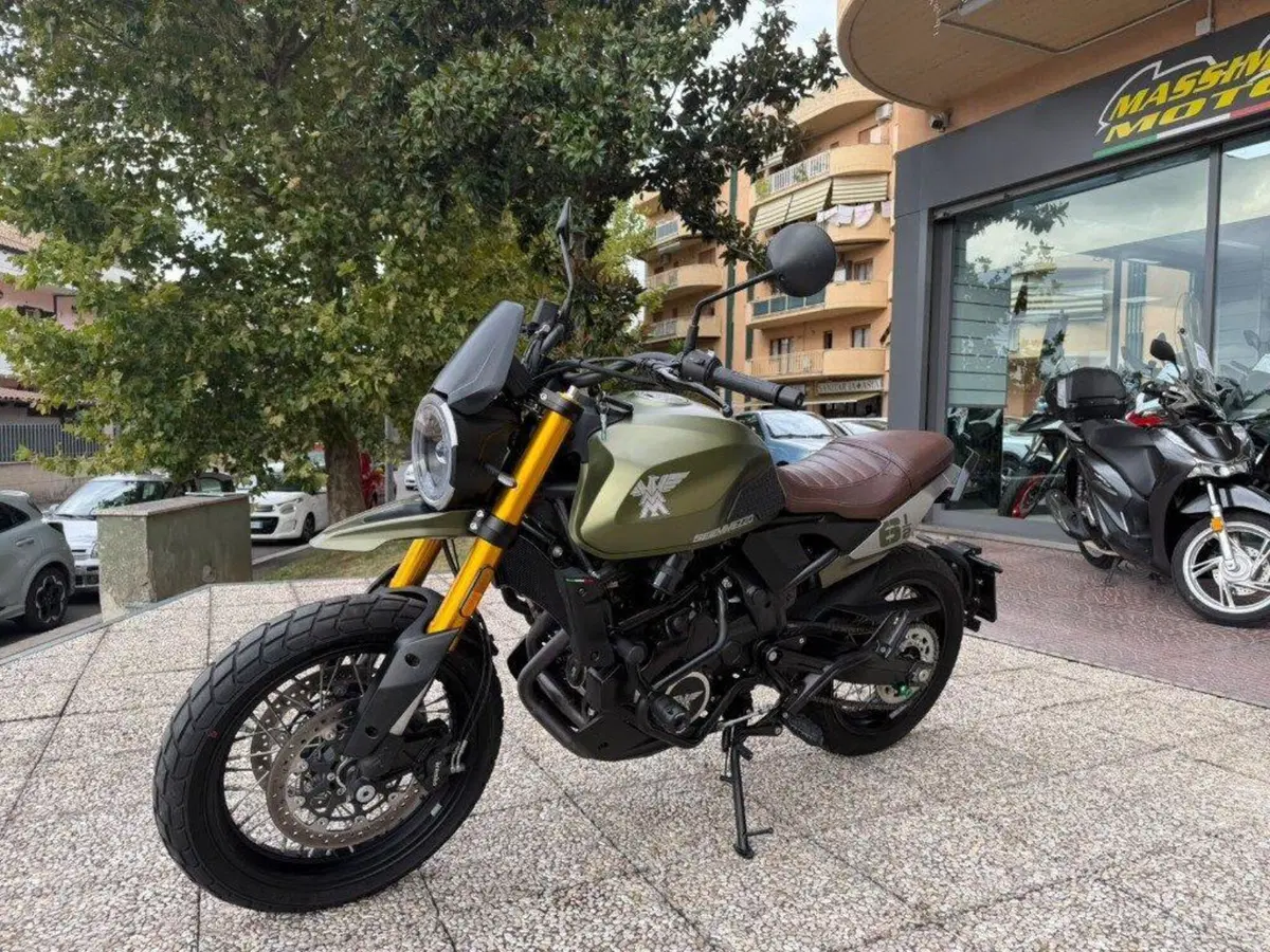 Moto Morini SEIEMMEZZO SCR (2022 - 26) (8)