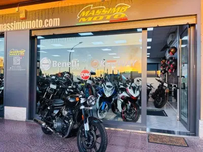 Royal Enfield Super Meteor 650 (2023 - 26) usata