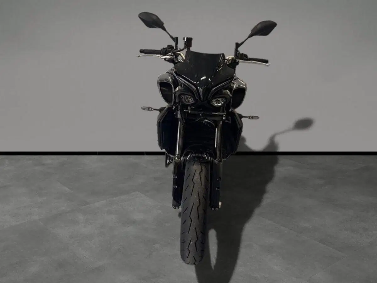 Yamaha MT-10 (2022 - 26) (3)