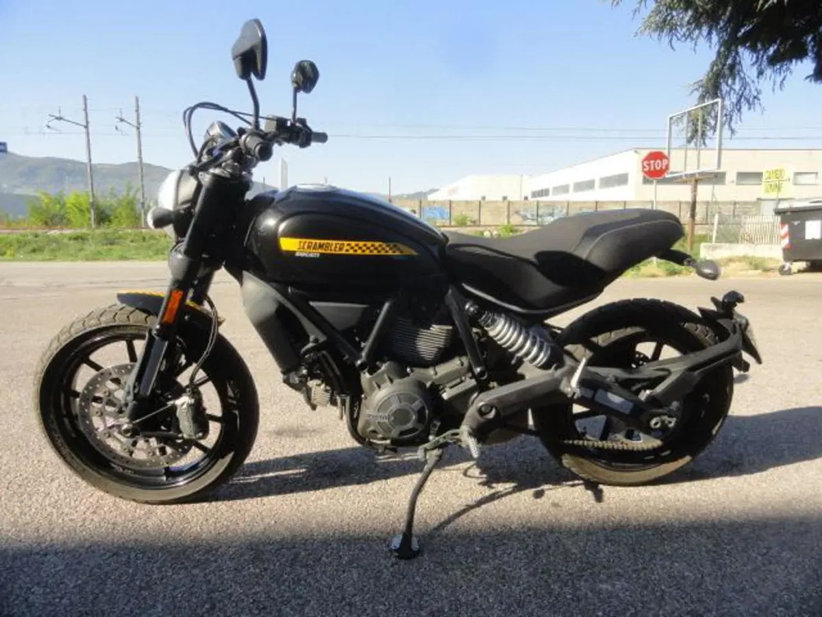Ducati Scrambler 800 Full Throttle (2017 - 21) (5)