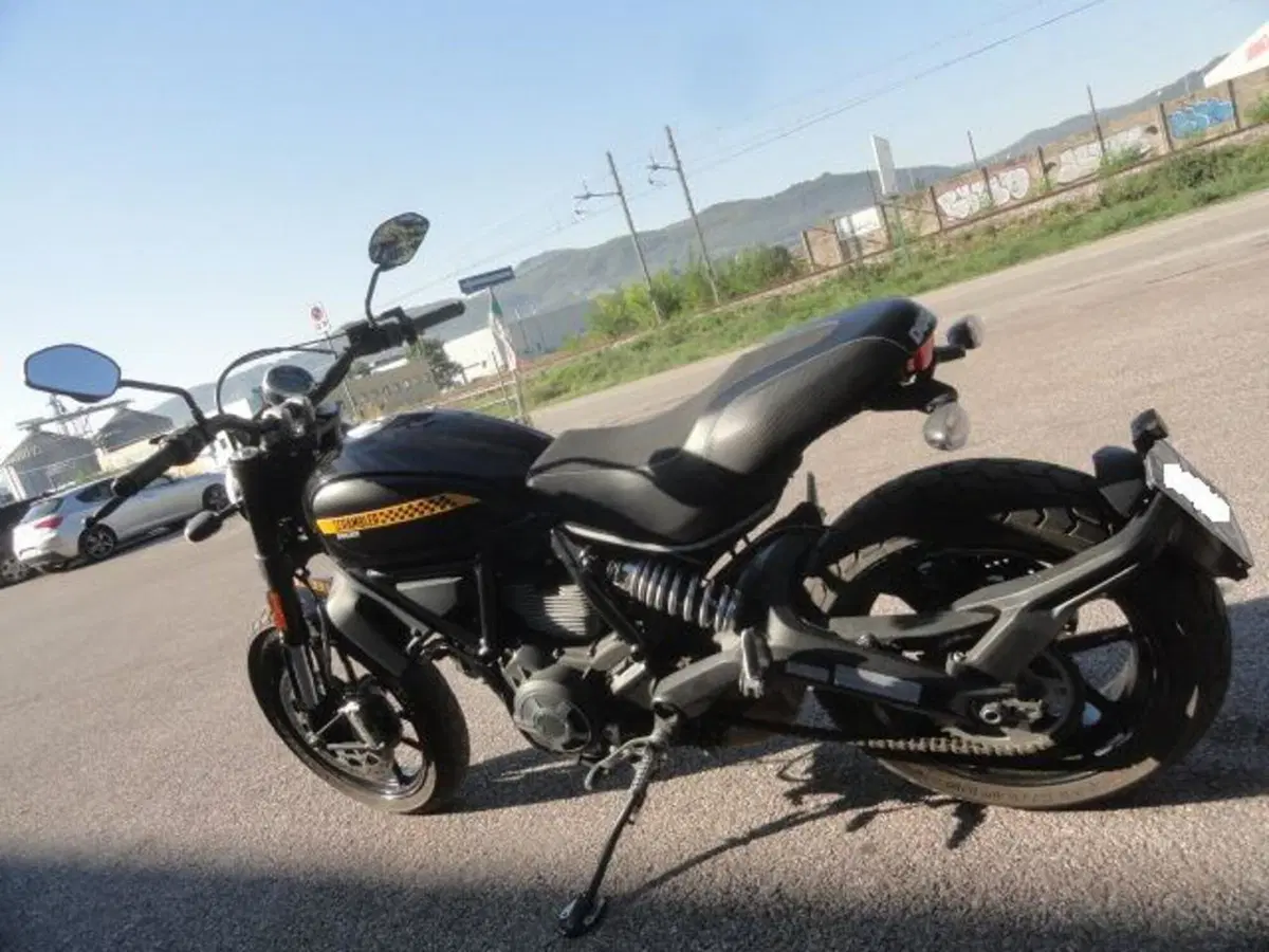 Ducati Scrambler 800 Full Throttle (2017 - 21) (6)